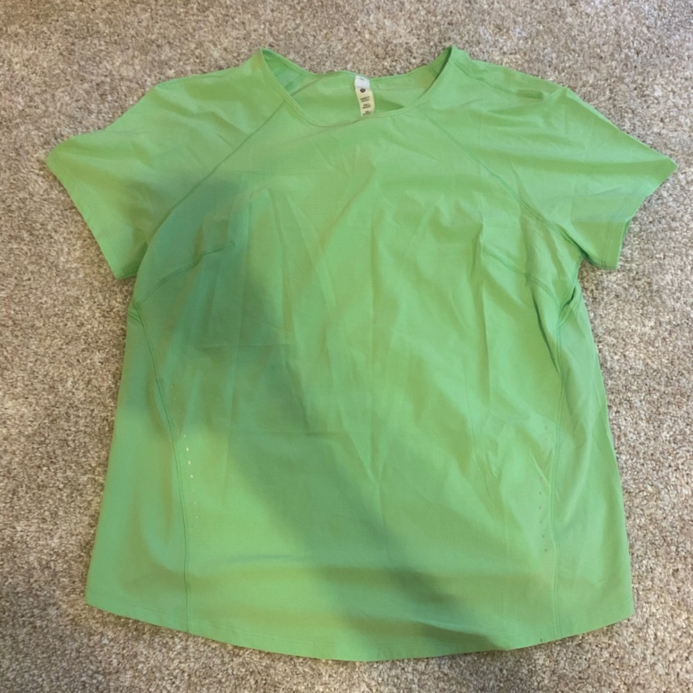 Lululemon green workout top. Size 6